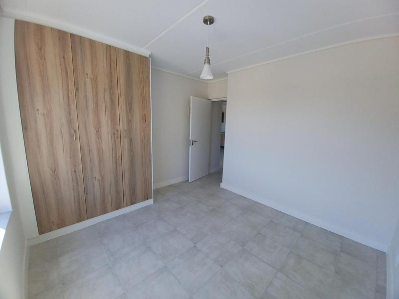 To Let 2 Bedroom Property for Rent in Gordons Bay Western Cape